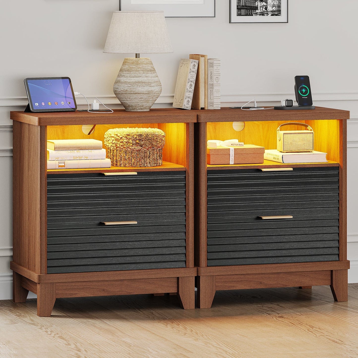 AOGLLATI Nightstands Black / Engineered Wood / Mid-Century Modern Fluted Nightstand with LED Lights Black